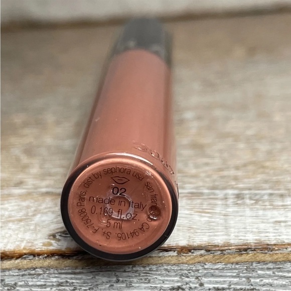 Sephora Cream Lip Stain Matte Liquid Lipstick in #02 Classic Beige - Picture 3 of 5